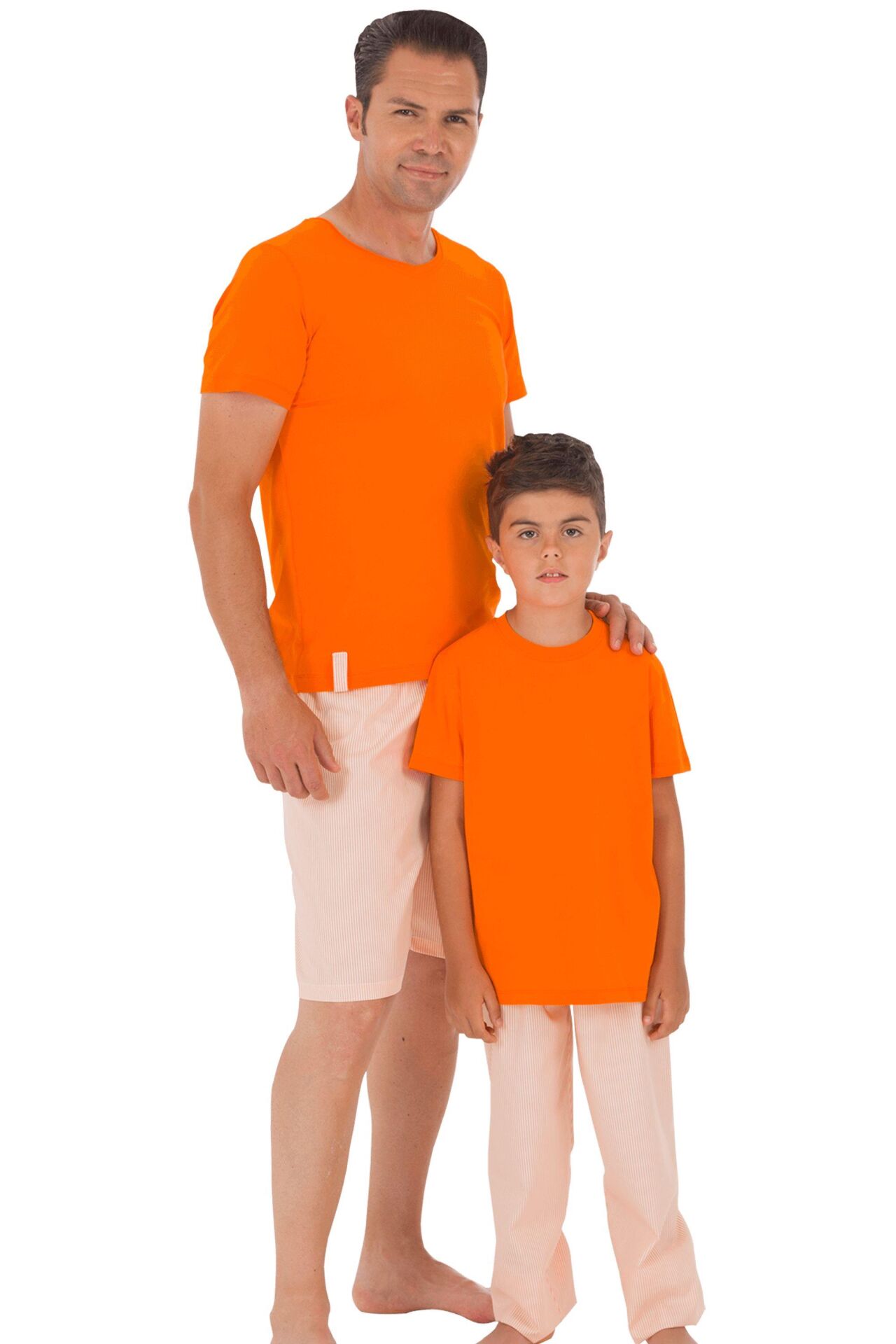 The DON Baba-Oğul Model Erkek Çocuk Yarım Kollu Tişört & Uzun Eşofman Altı Takımı Desen 5